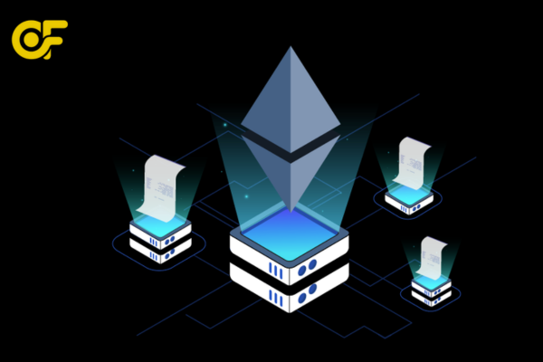 Minh họa Smart Contract hoạt động trên EVM, nơi các lập trình viên viết mã bằng Solidity để tự động hóa giao dịch